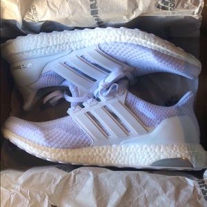 Ultra boost Triple White 2.0